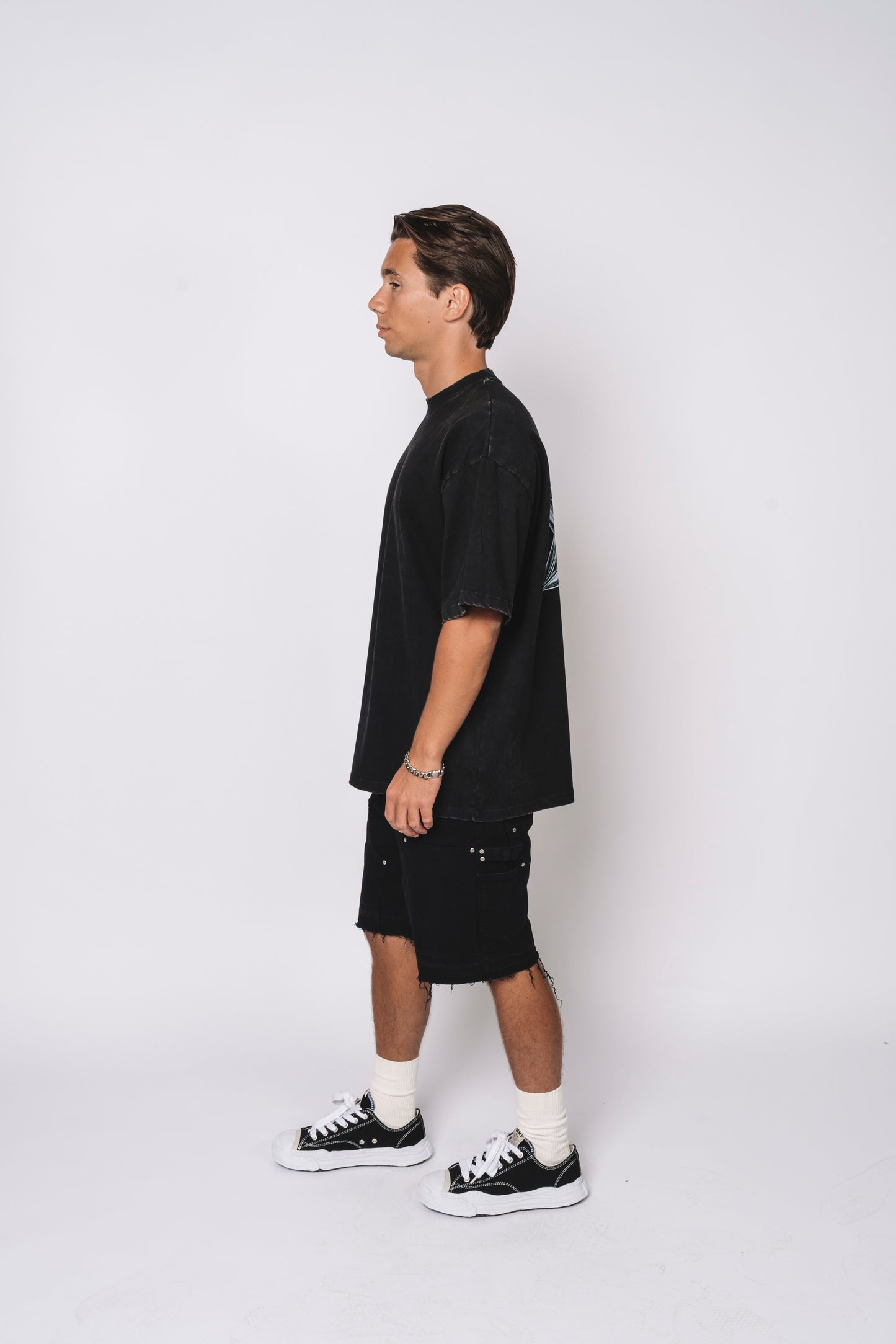 77 - washed black
