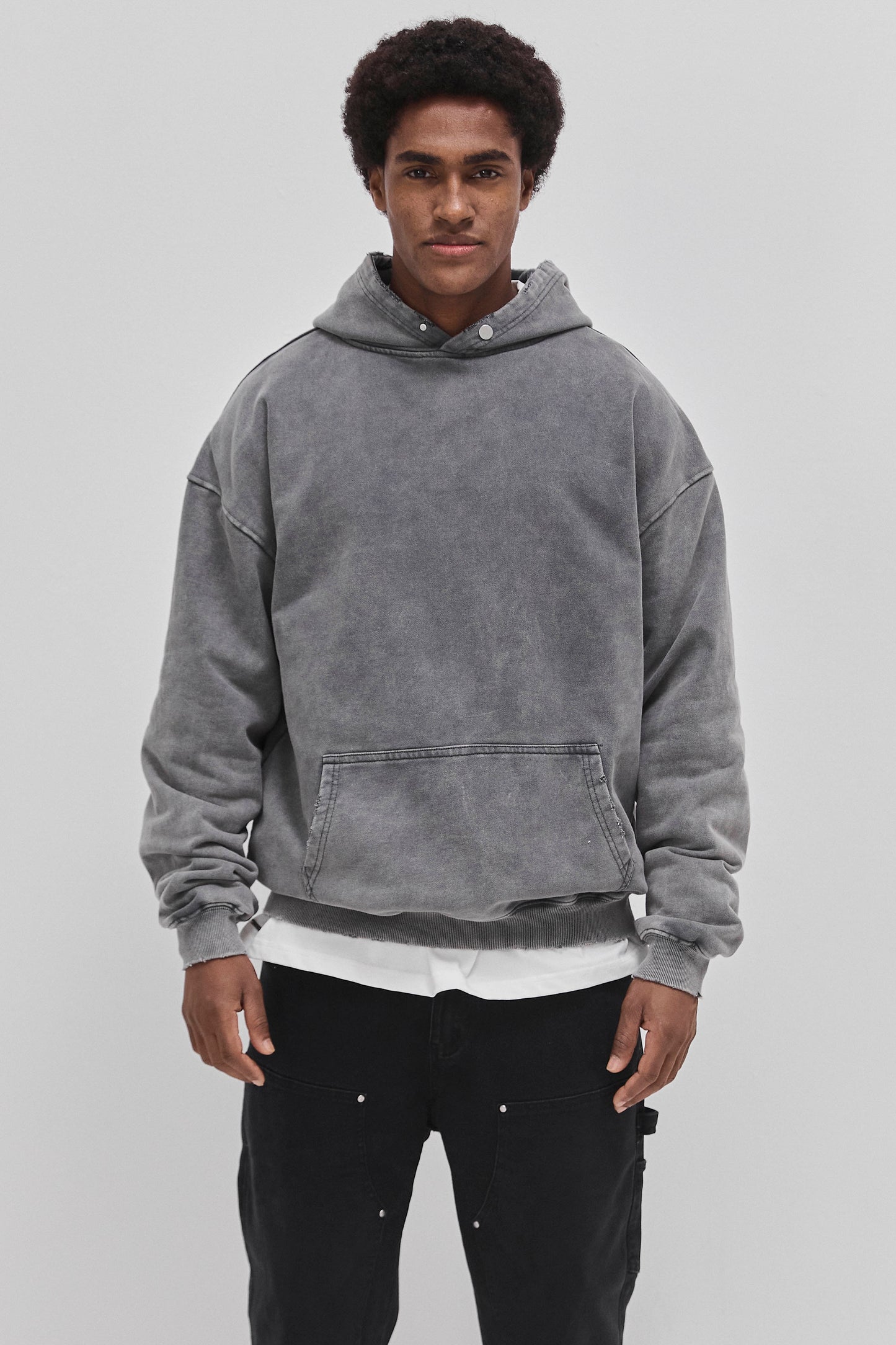 Embroidery patch - grey washed hoodie