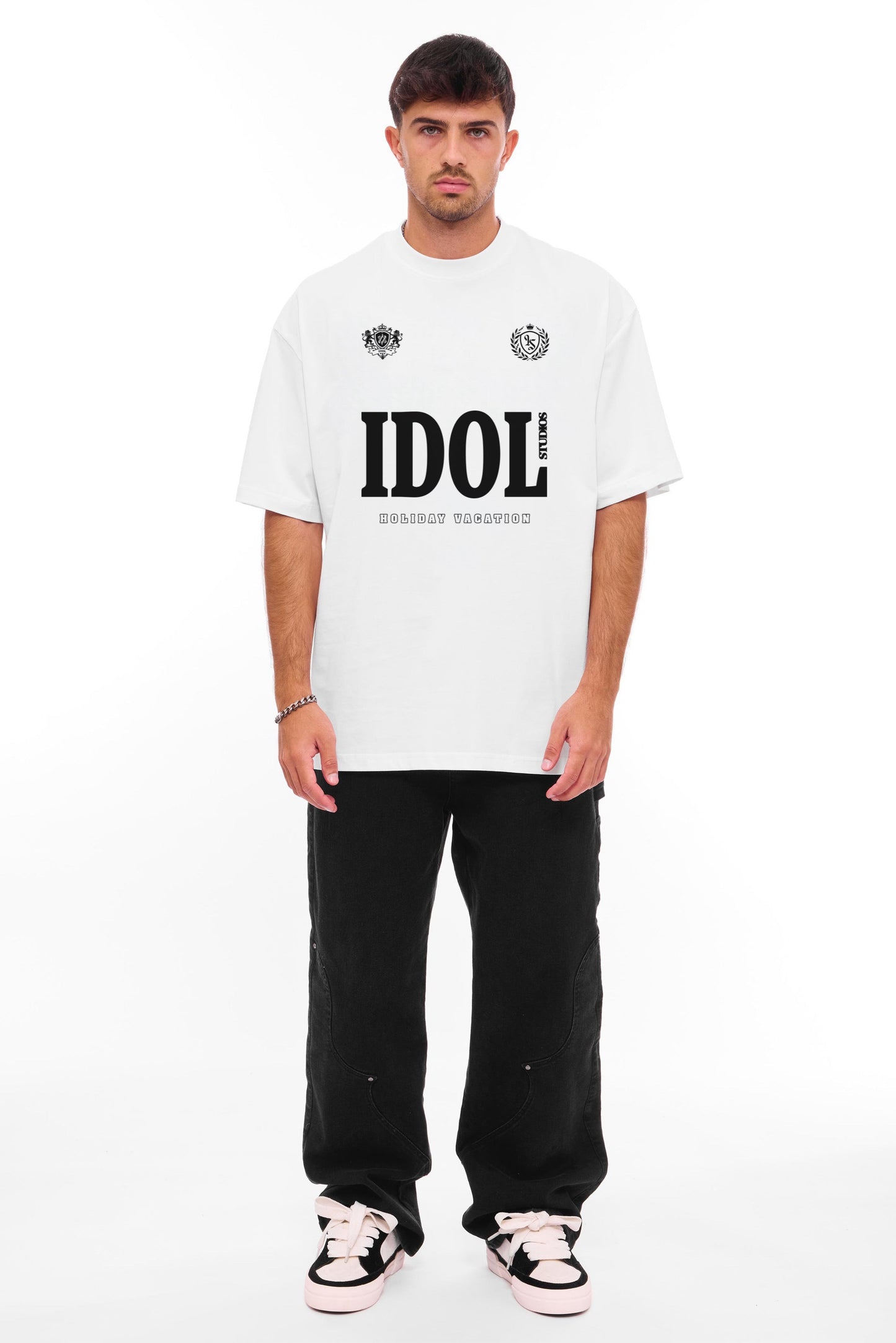 MONARCH - WHITE Idolstudios