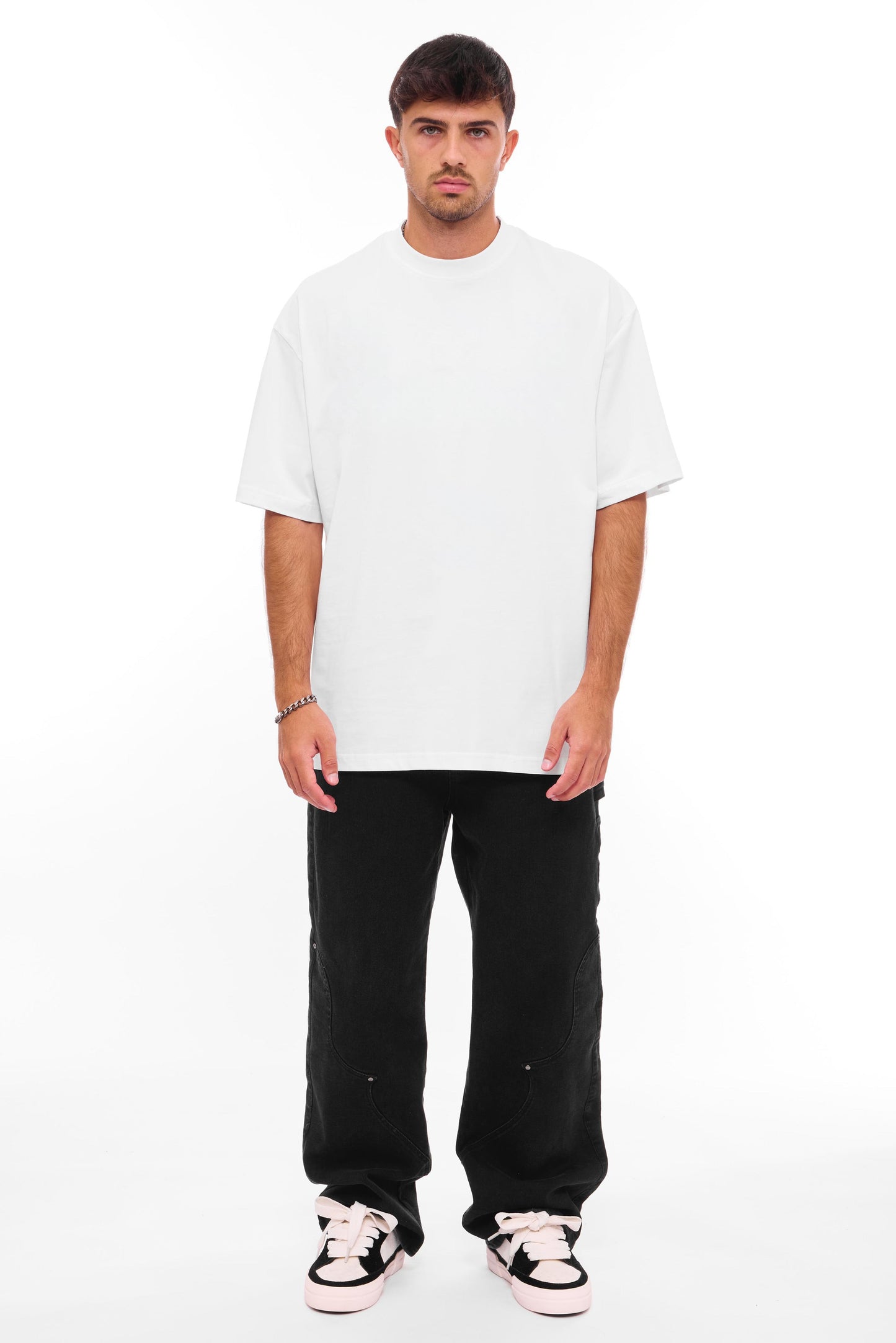 BLANK - WHITE Idolstudios