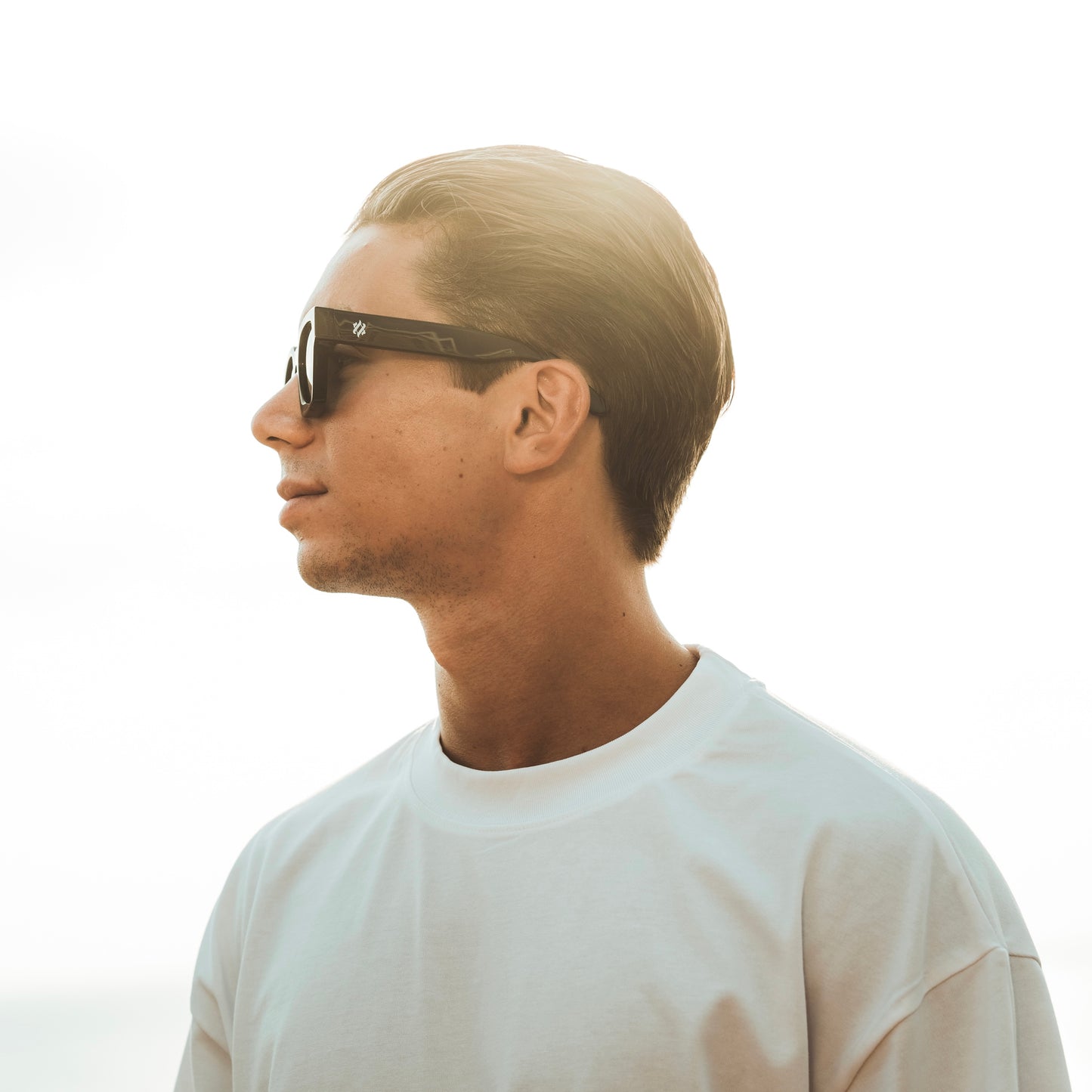 SUNGLASSES - FULL BLACK