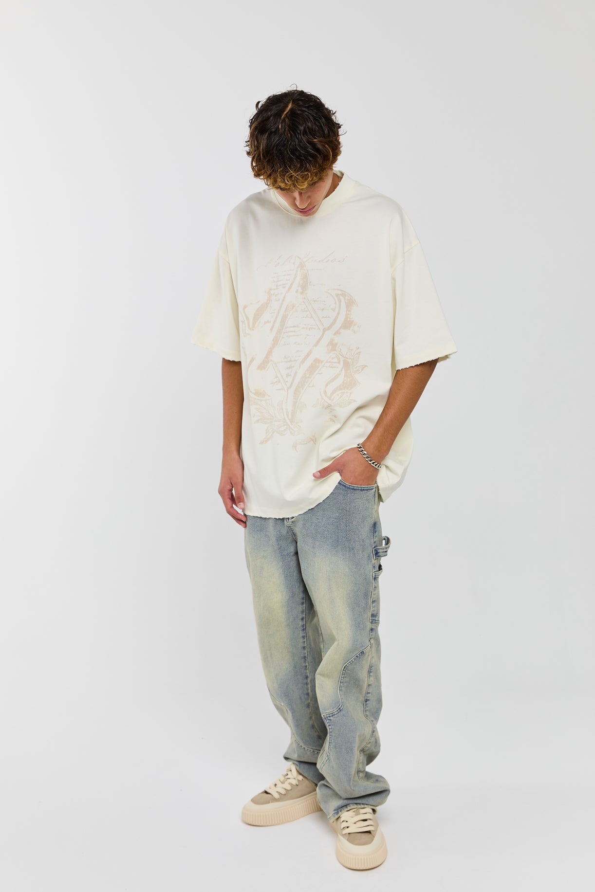 ETCHED - CREAM T-SHIRT Idolstudios