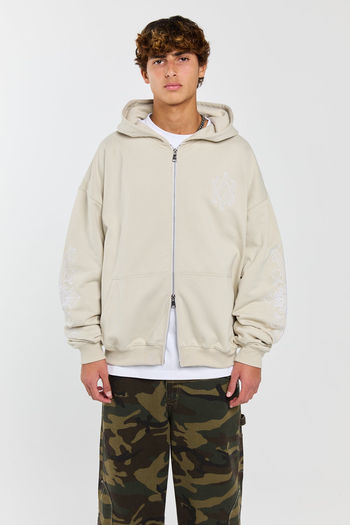 IVORY - BEIGE ZIP HOODIE Idolstudios