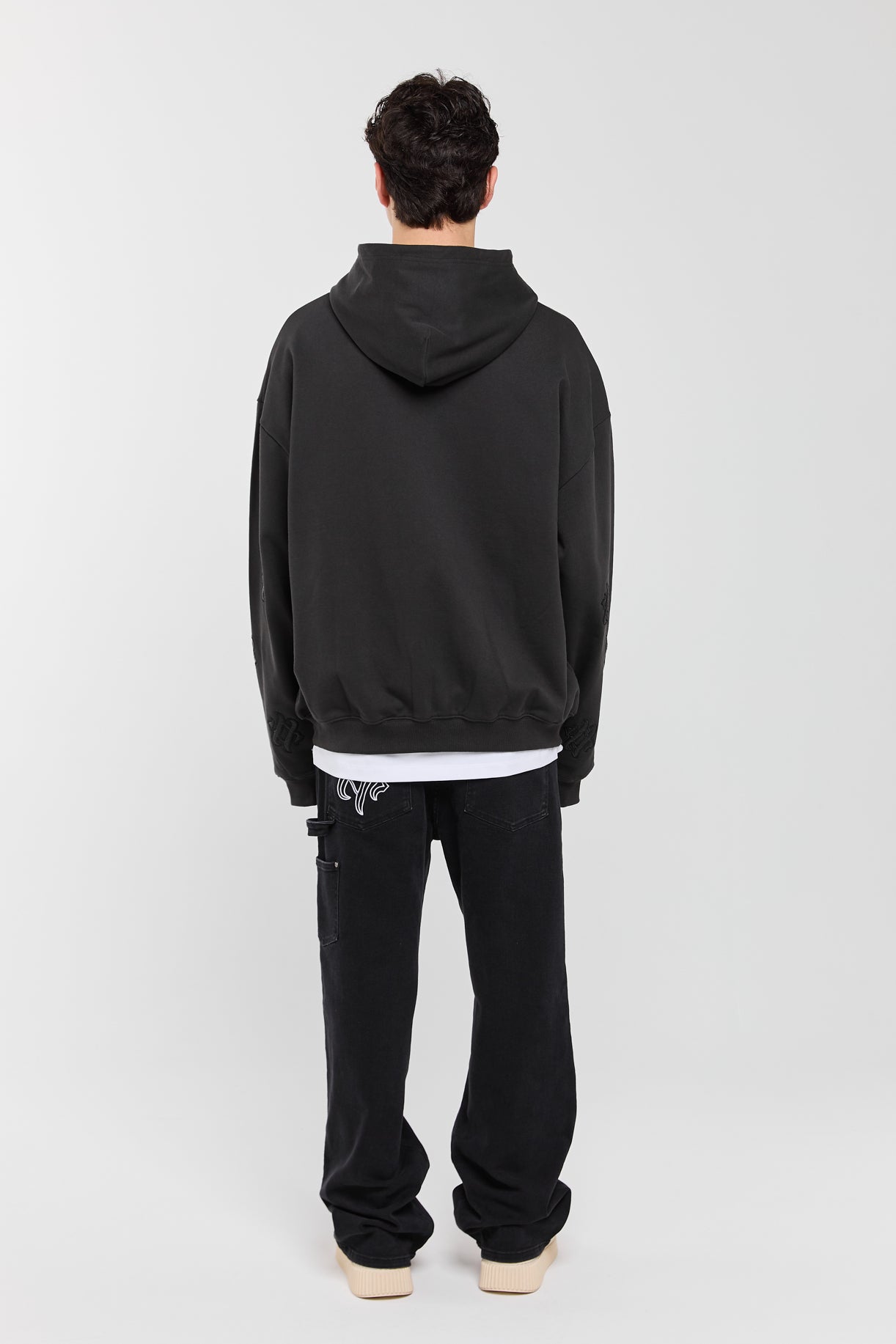 OBSIDIAN - DARK GREY ZIP HOODIE Idolstudios