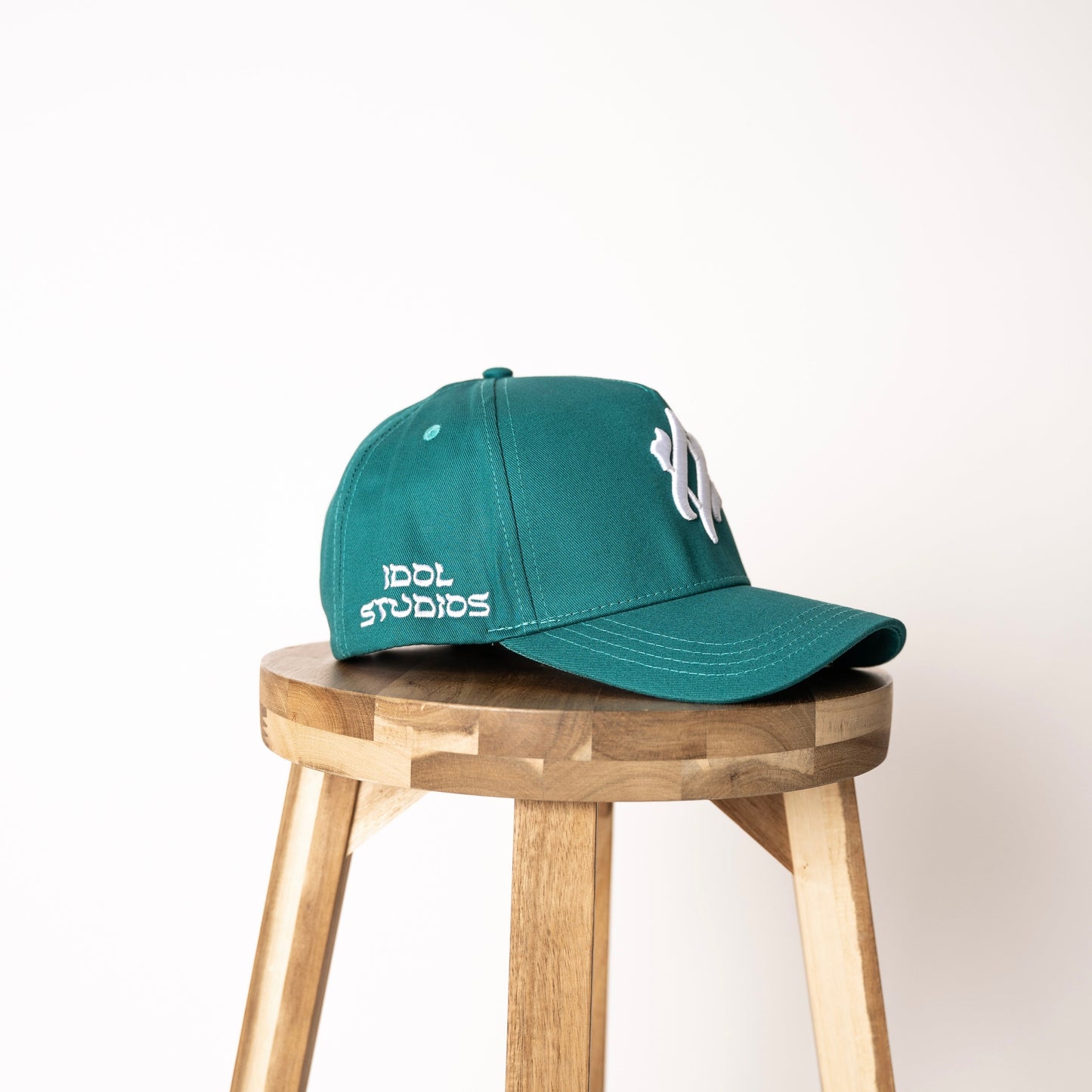 SS23 HAT - light green IDOL STUDIOS