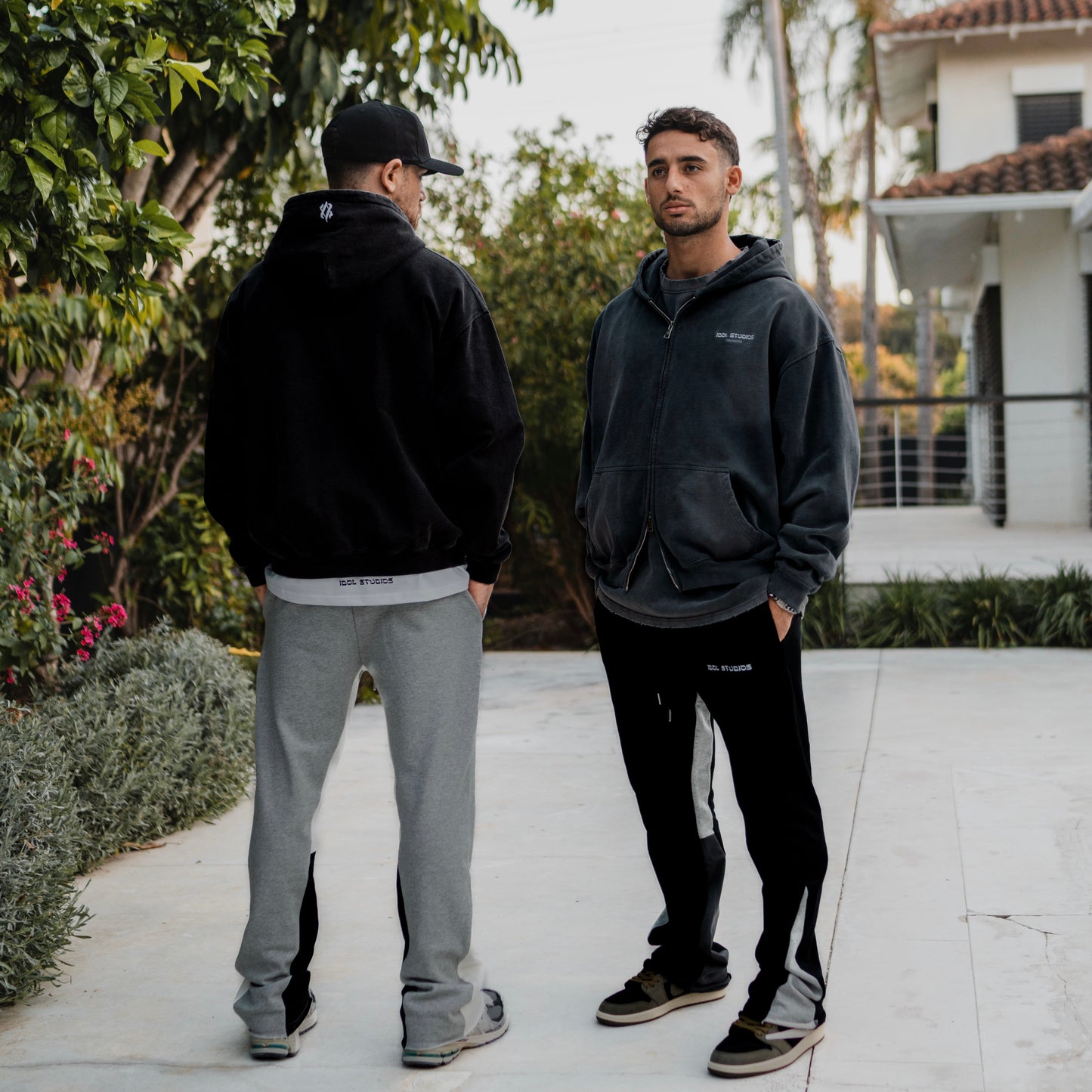 Flare sweatpants - black