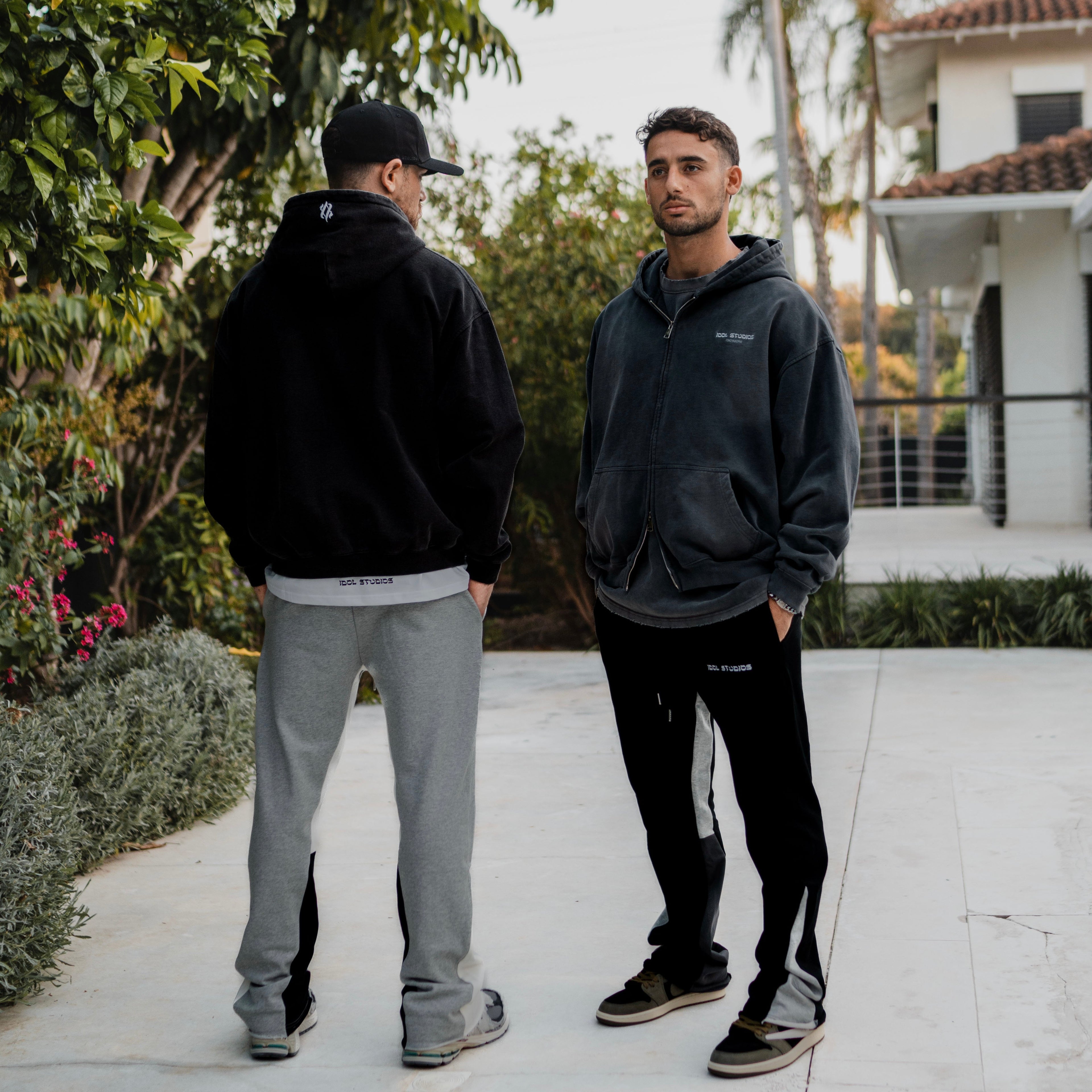 Flare sweatpants - black IDOL STUDIOS