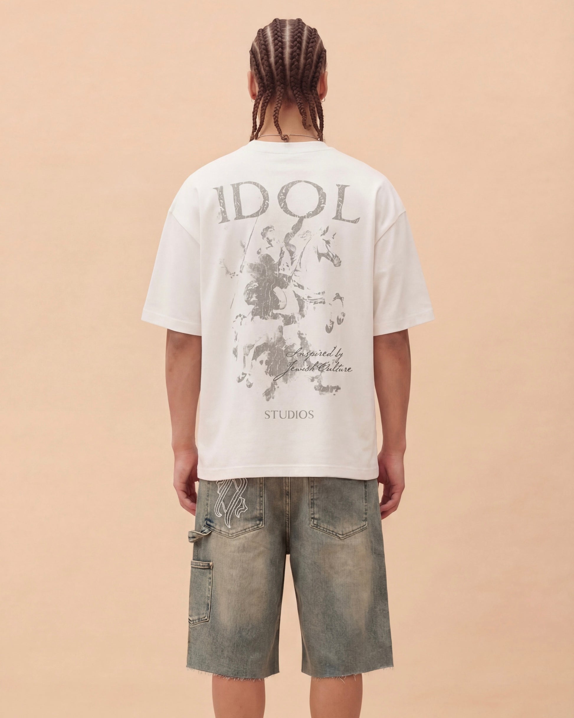 ESSENCE - WHITE T-SHIRT Idolstudios