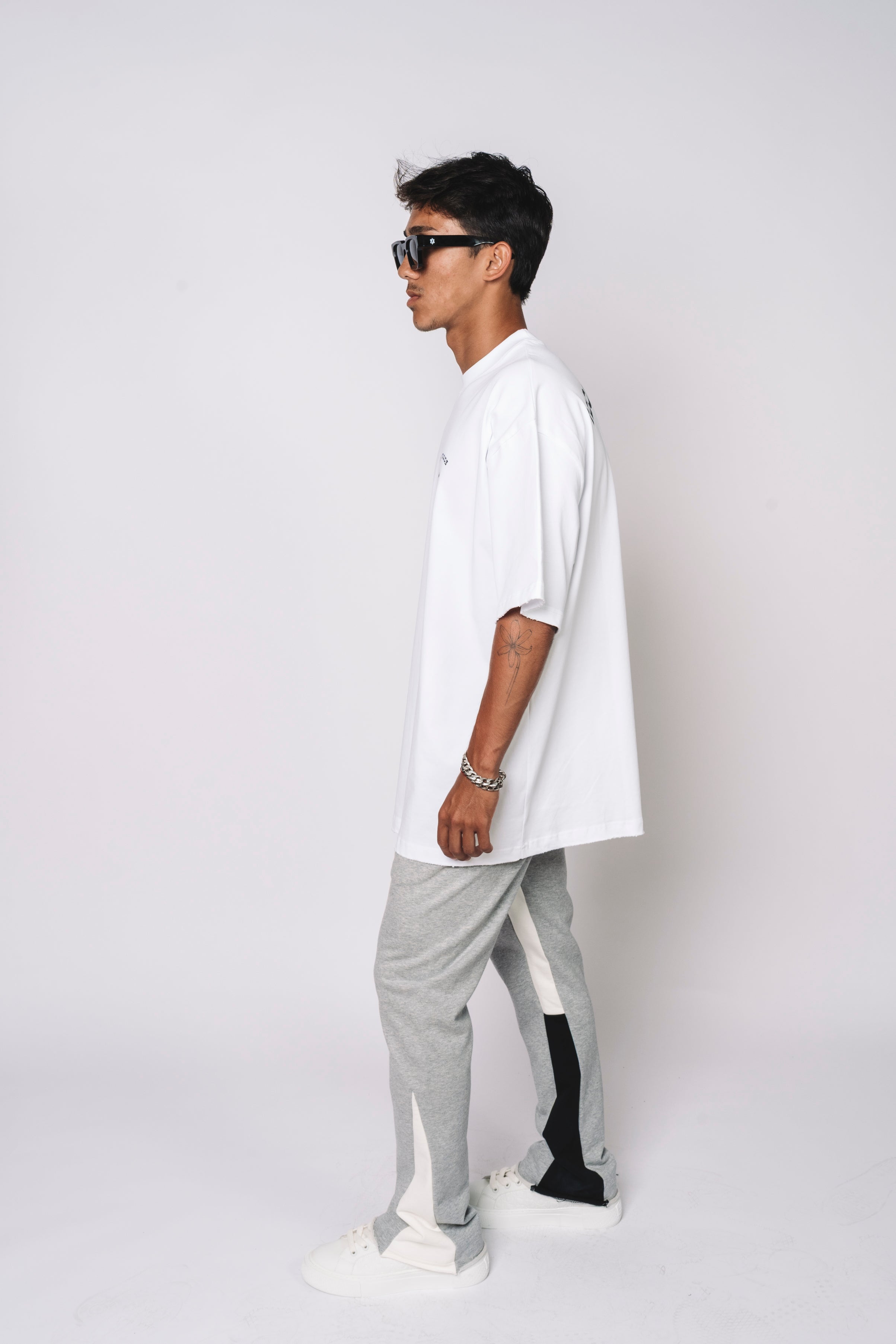 Flare sweatpants - grey IDOL STUDIOS