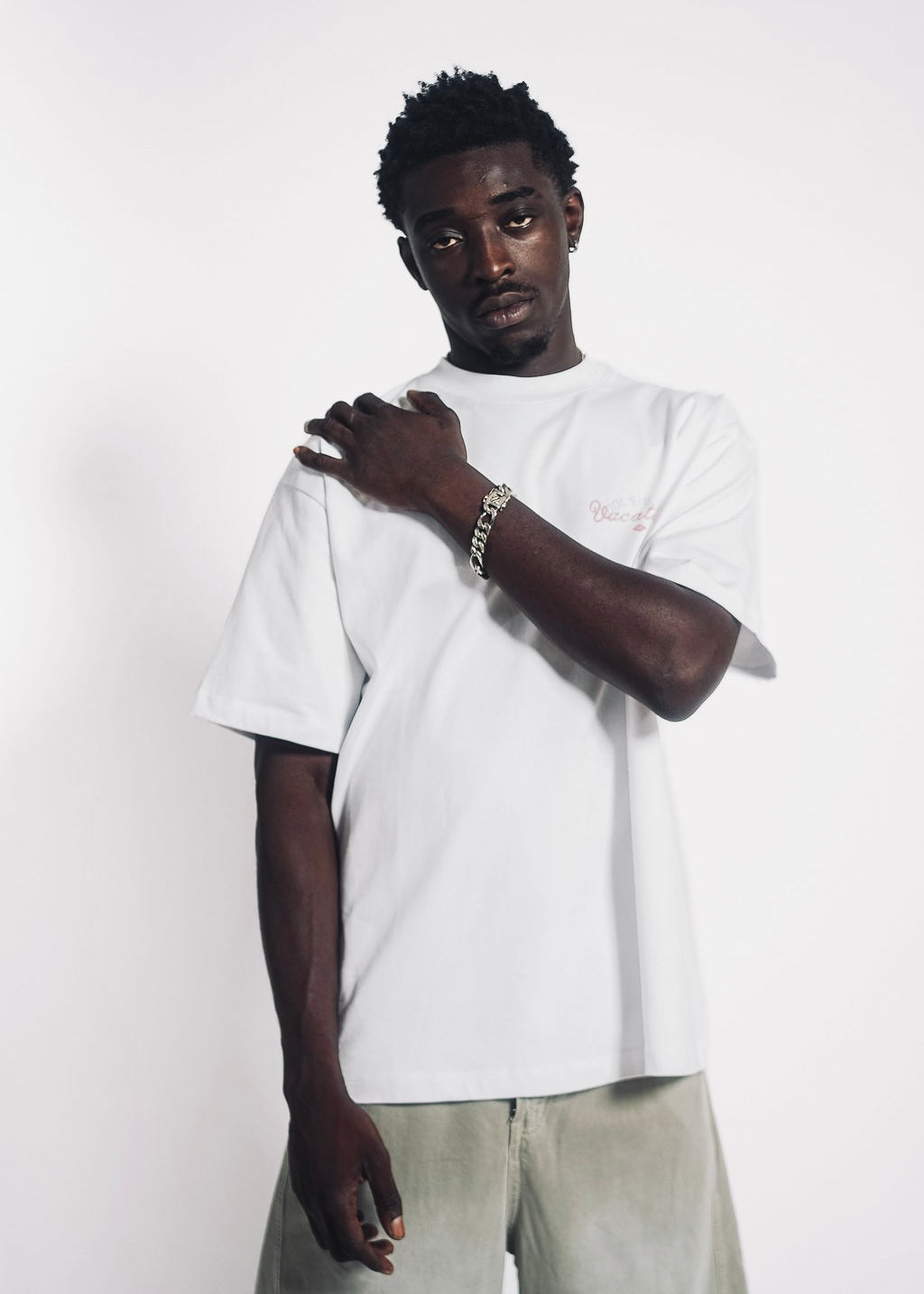 ESSENCE - WHITE T-SHIRT