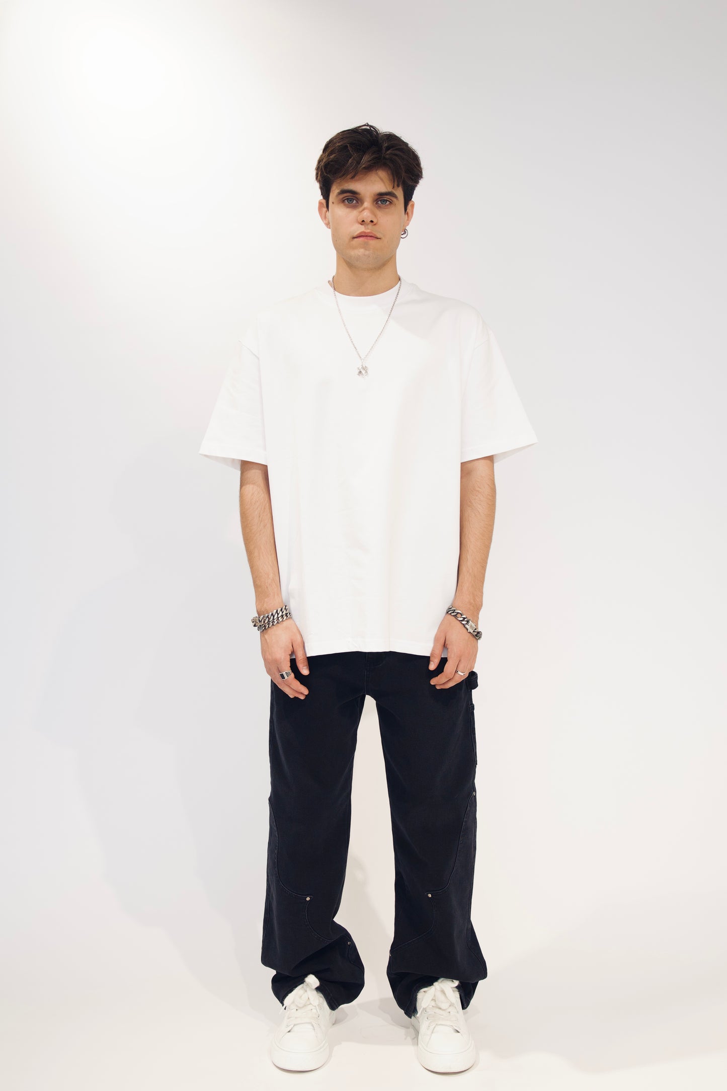 CUT OUT WASHED BLACK DENIM