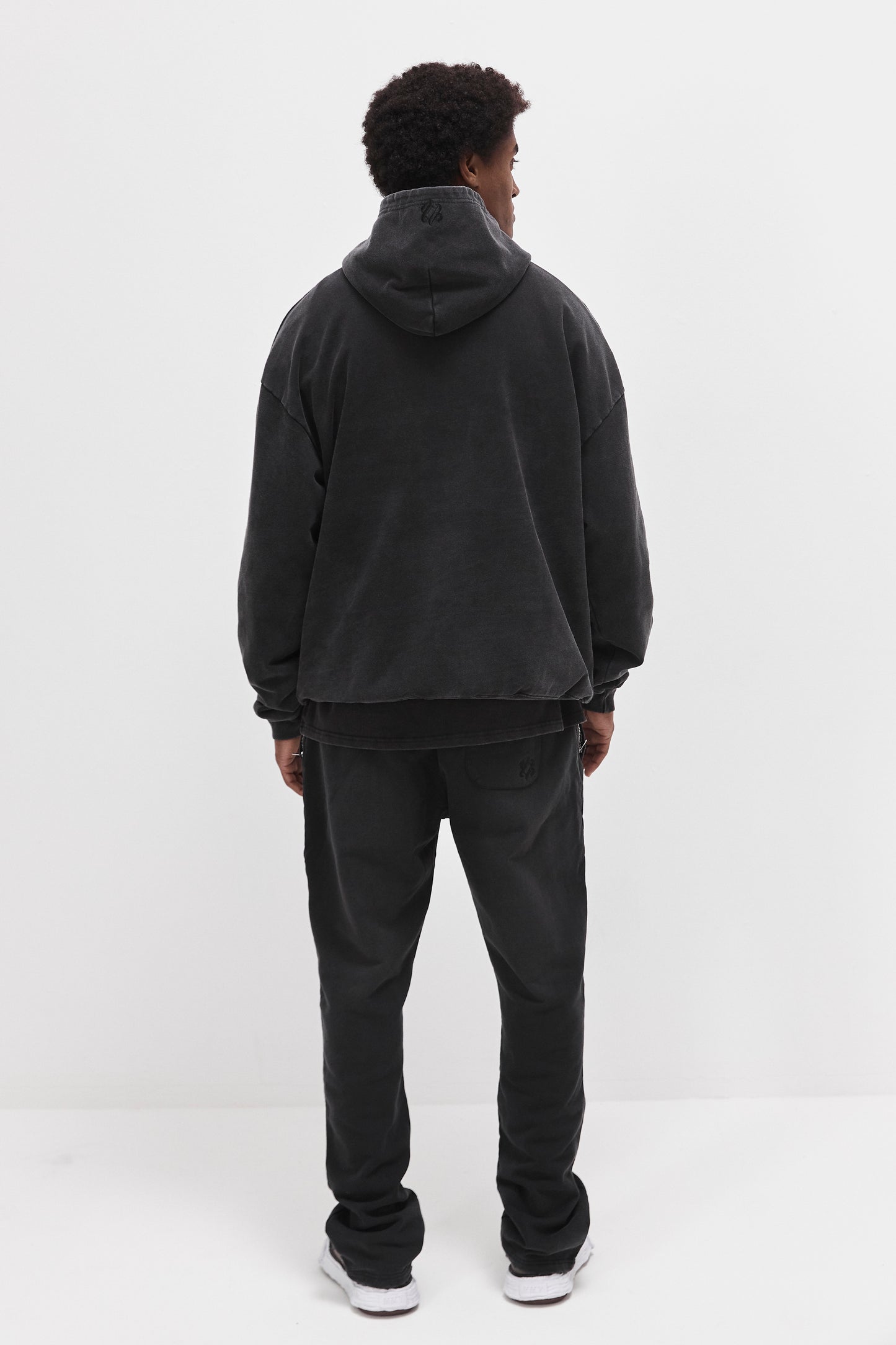 Blank - black washed hoodie