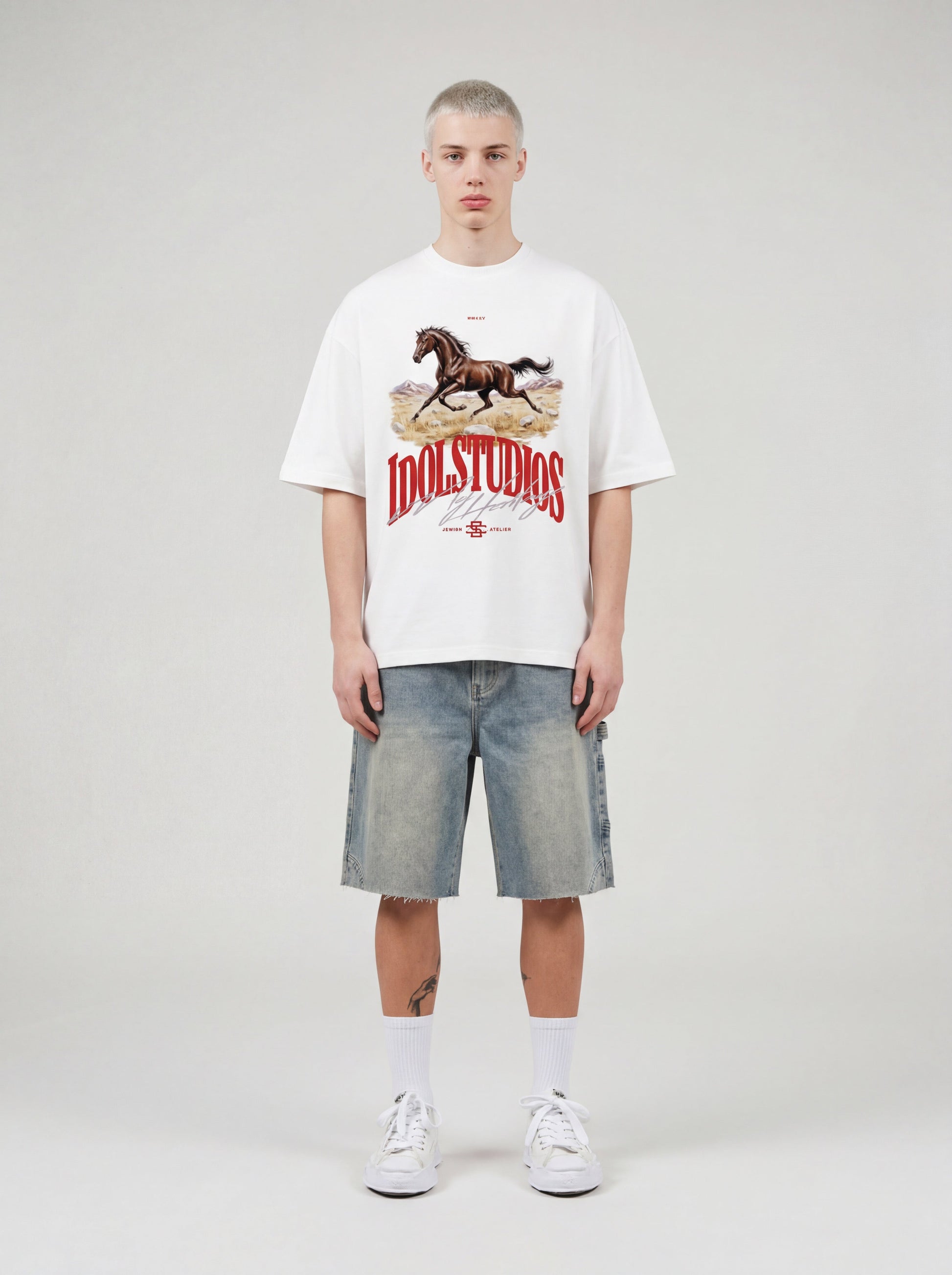 GALLOP - WHITE T-SHIRT Idolstudios
