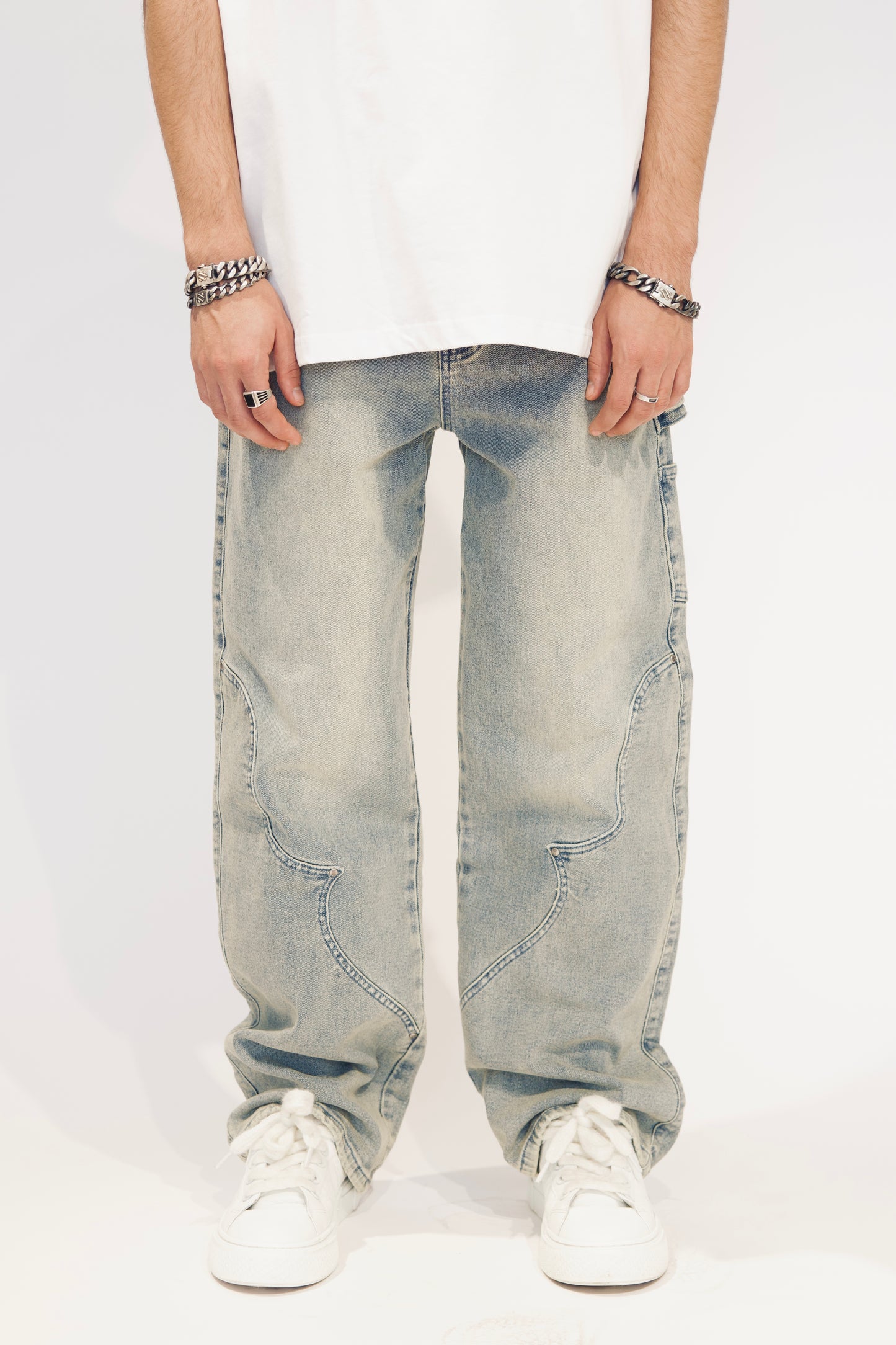 CUT OUT WASHED BLUE DENIM