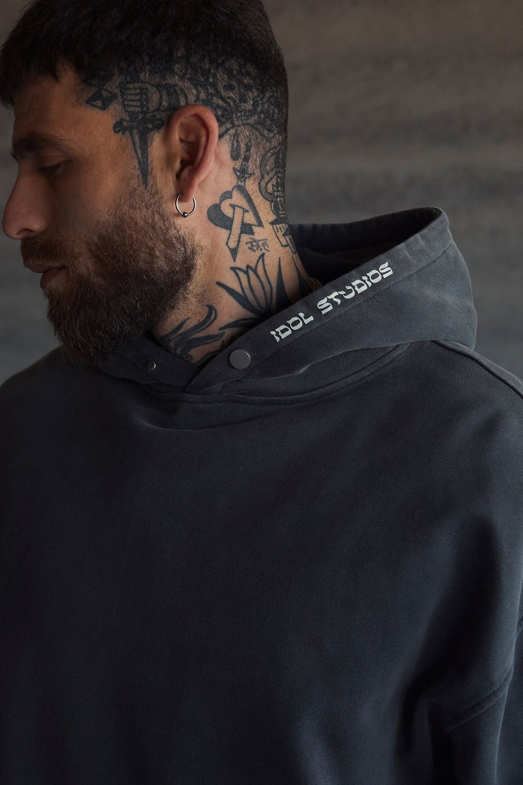 Venom Blade - grey washed hoodie Idolstudios