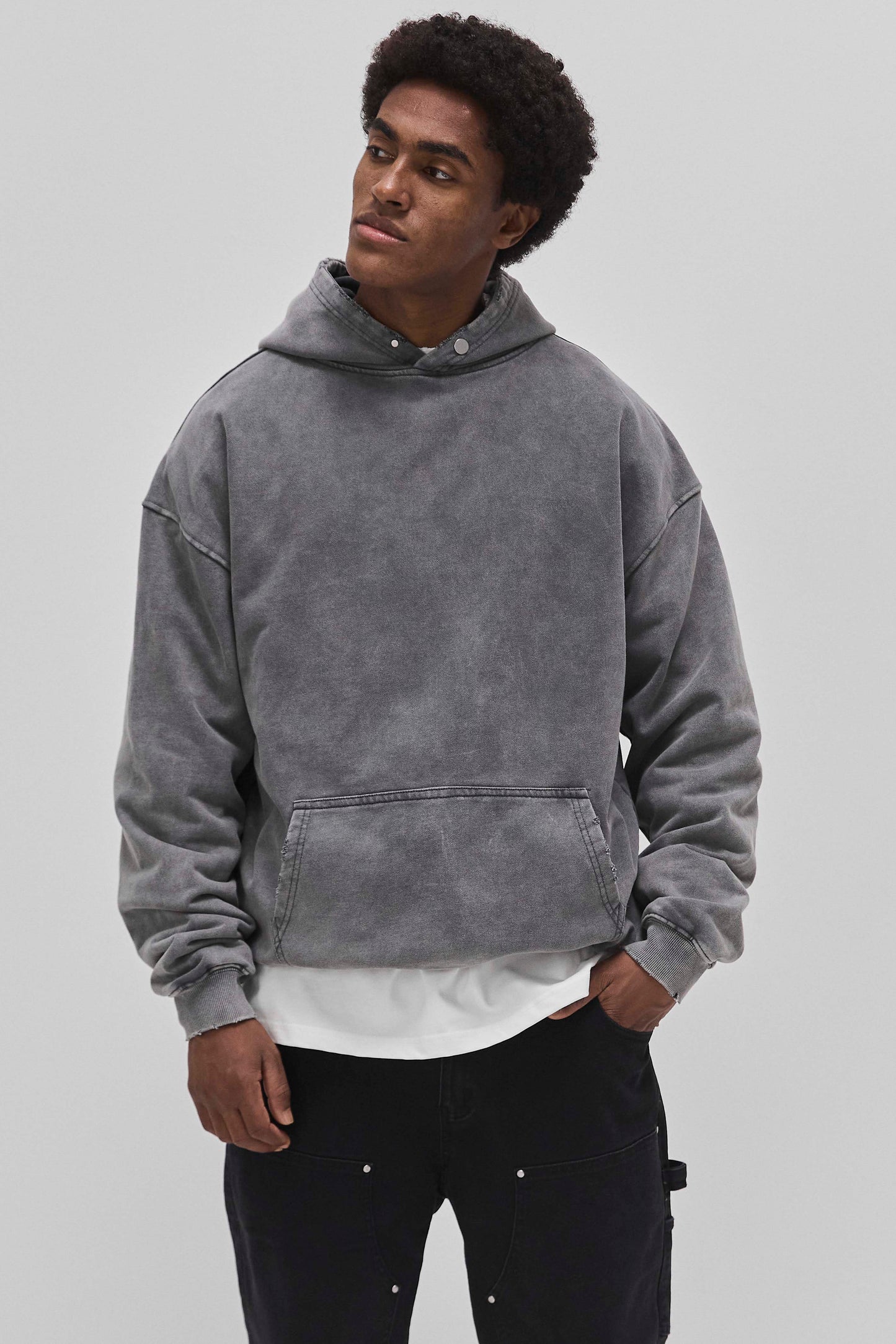 Embroidery patch - grey washed hoodie