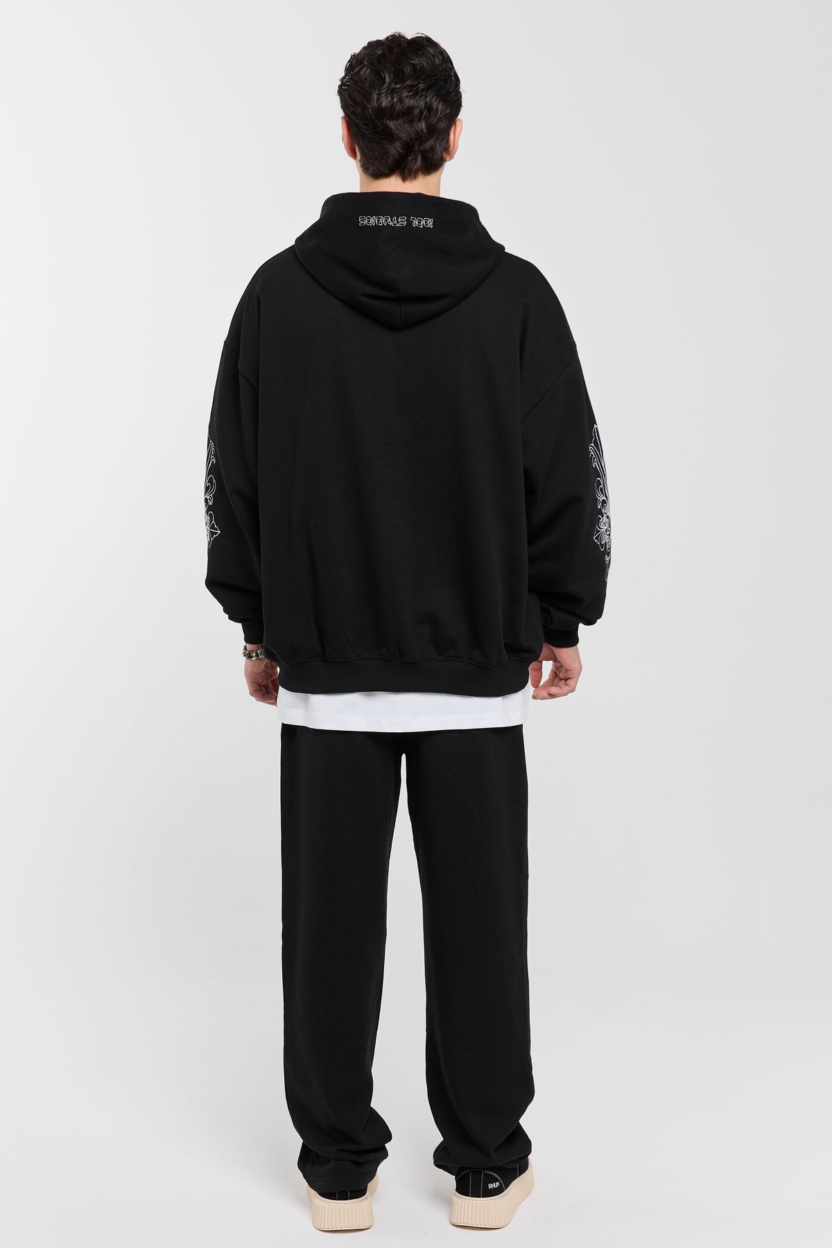 NOCTURNE - BLACK ZIP HOODIE Idolstudios