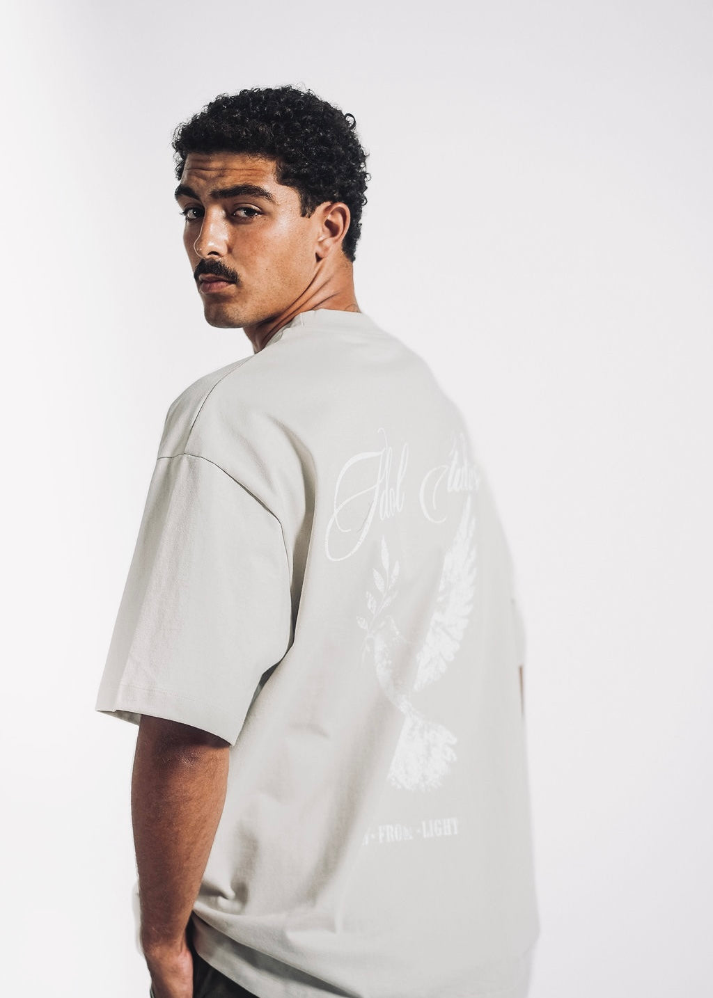 REALM - CREAM T-SHIRT
