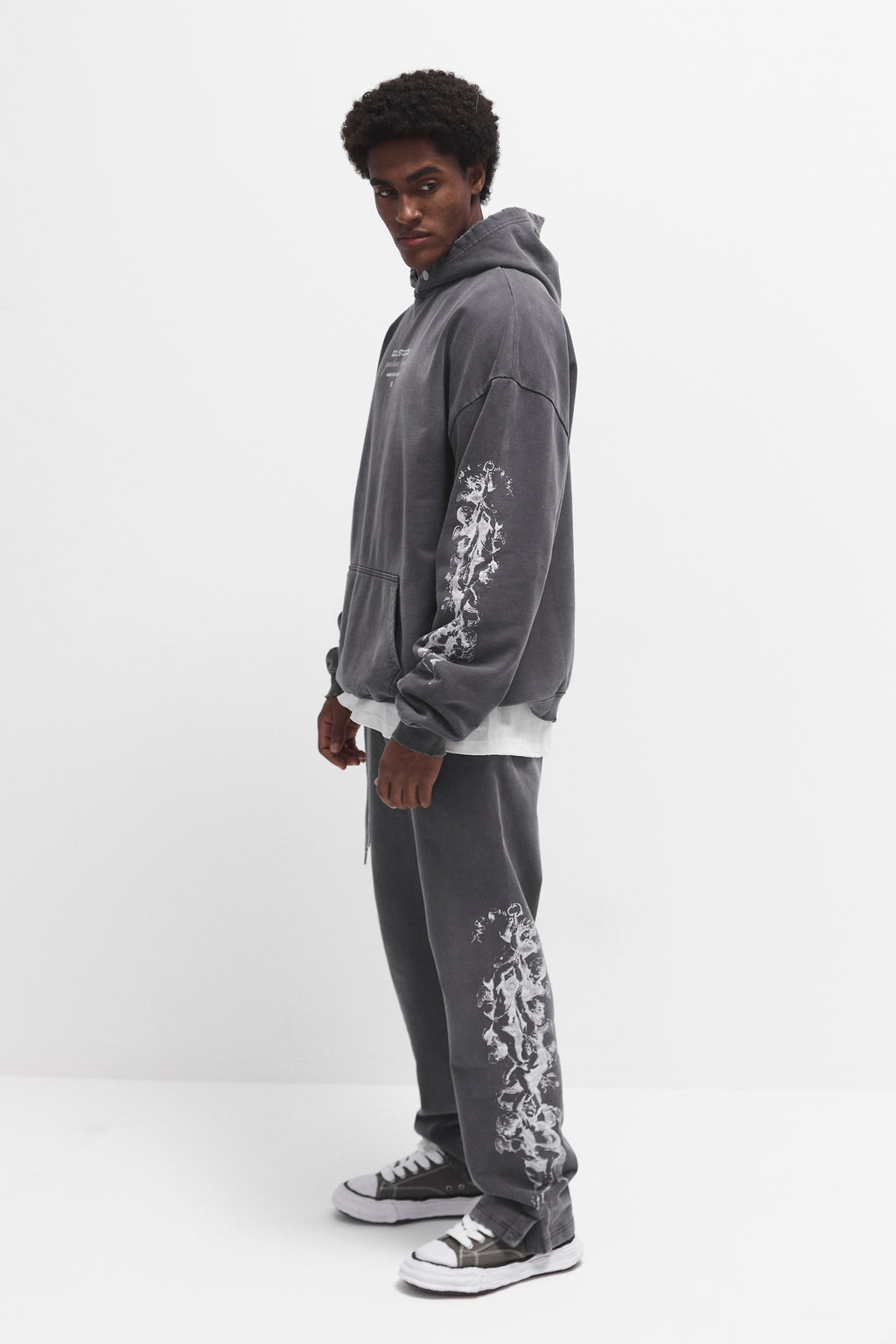 Guardian Angels - grey washed sweatpants IDOL STUDIOS