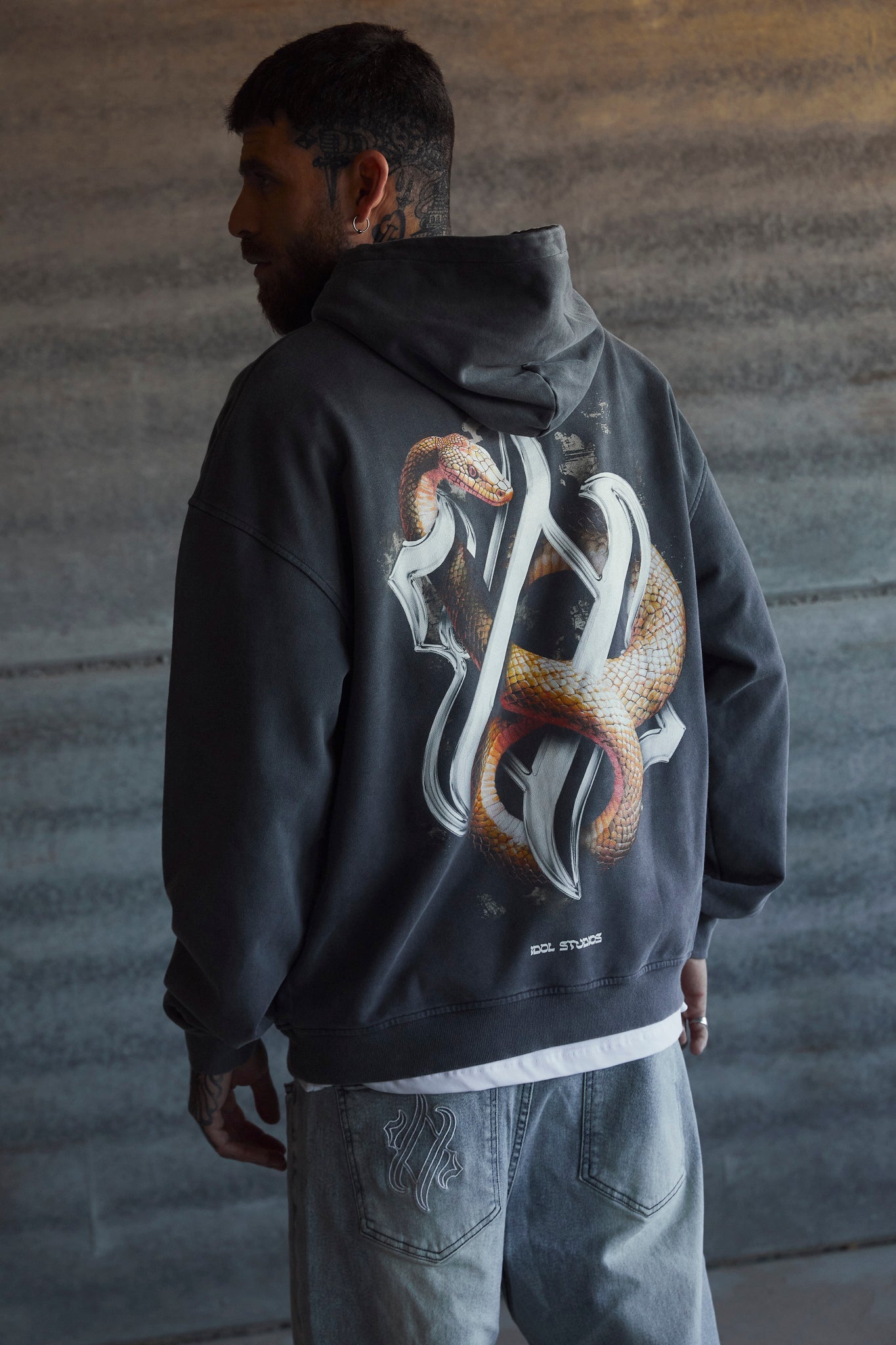 Venom Blade - grey washed hoodie Idolstudios