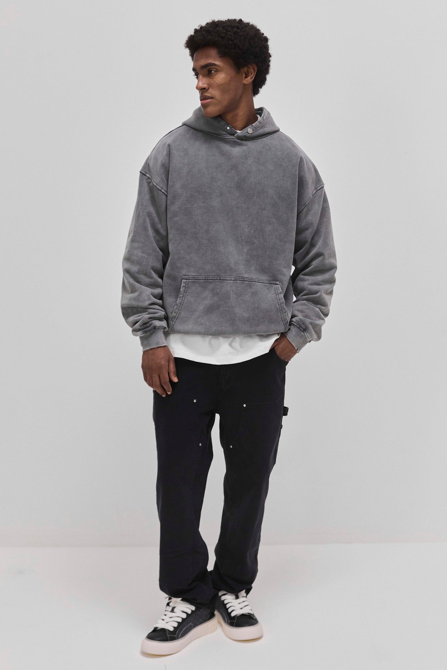 Embroidery patch - grey washed hoodie