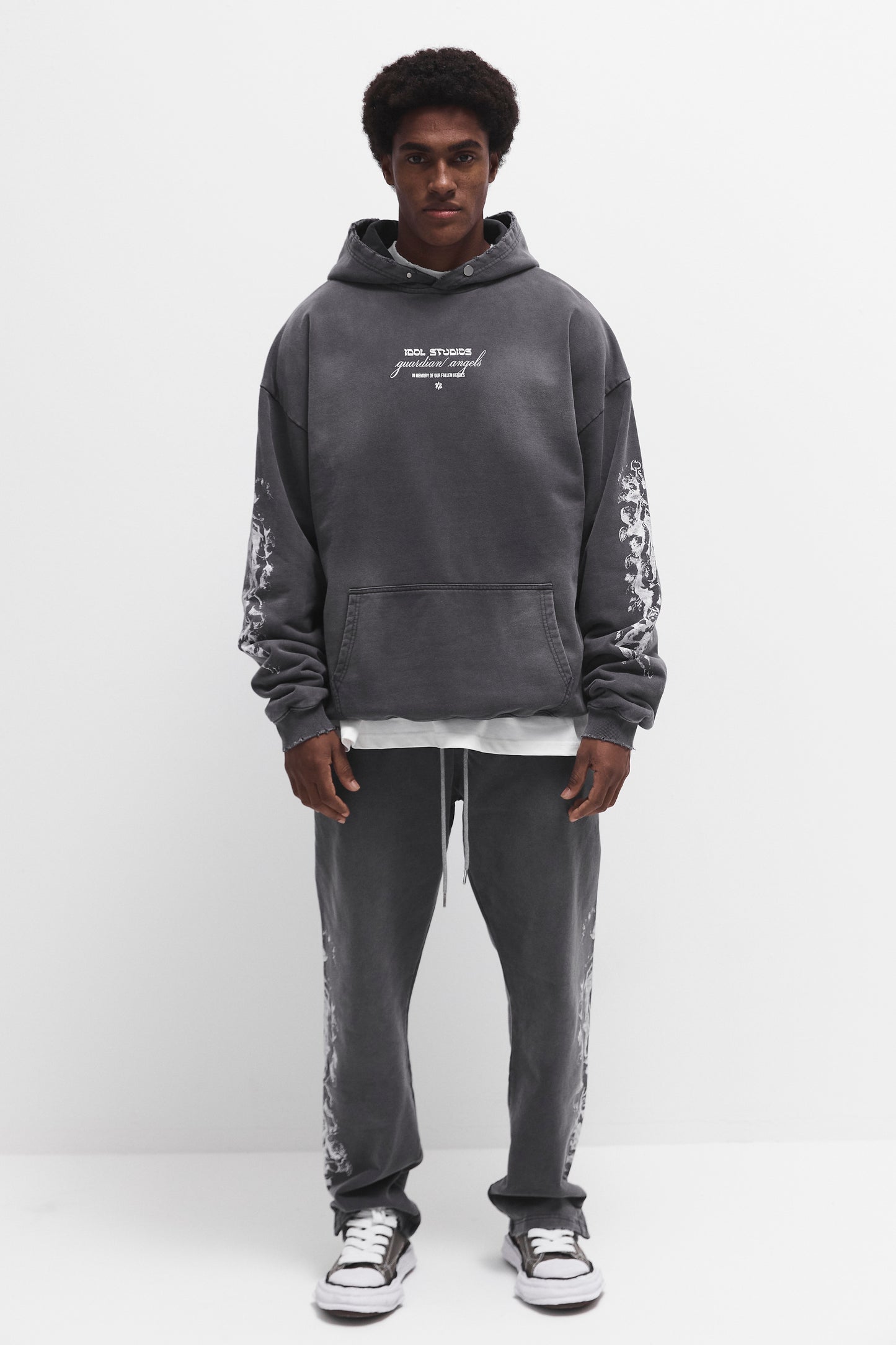 Guardian Angels - grey washed sweatpants