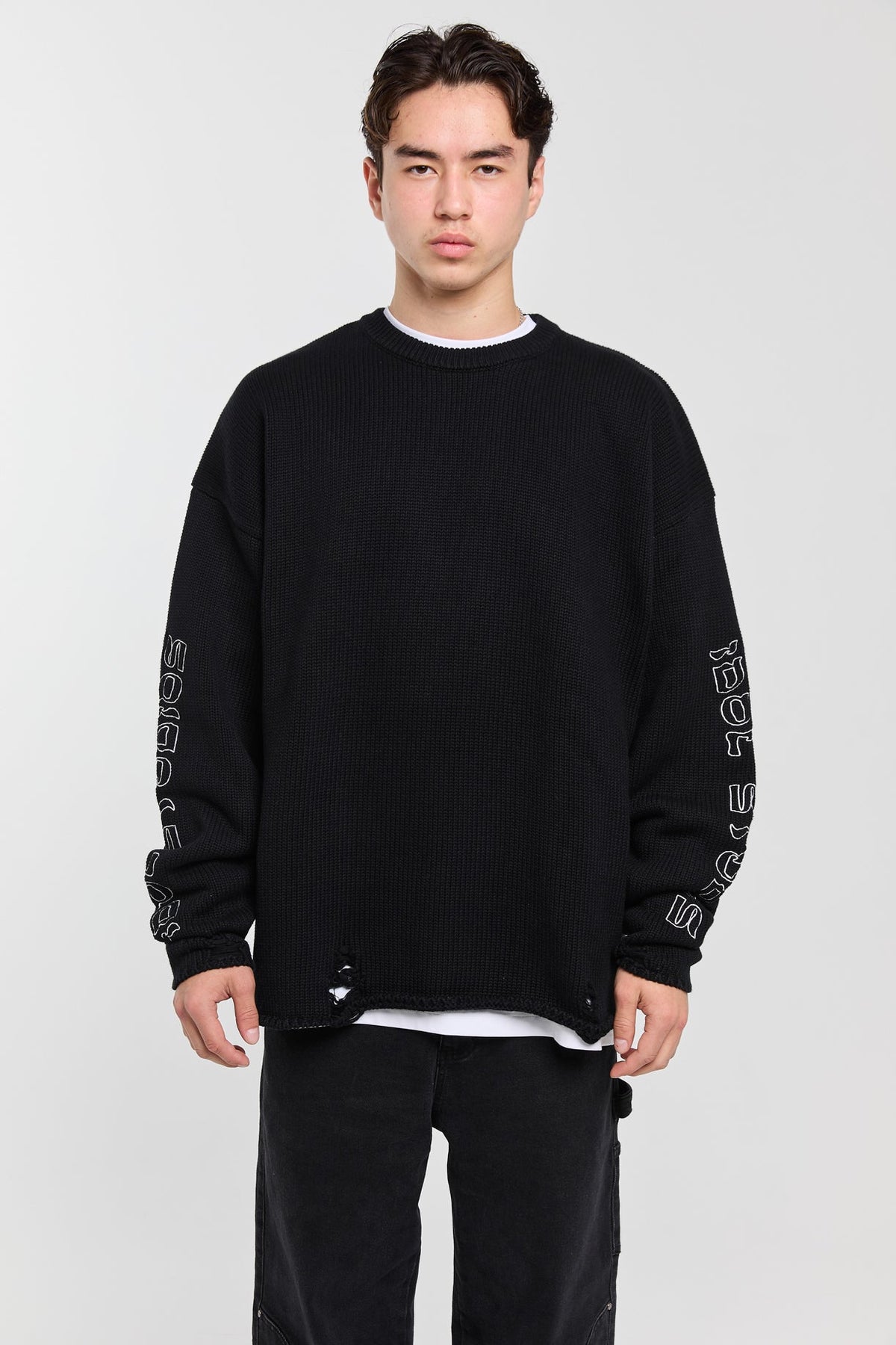RITUAL - BLACK KNIT SWEATER Idolstudios