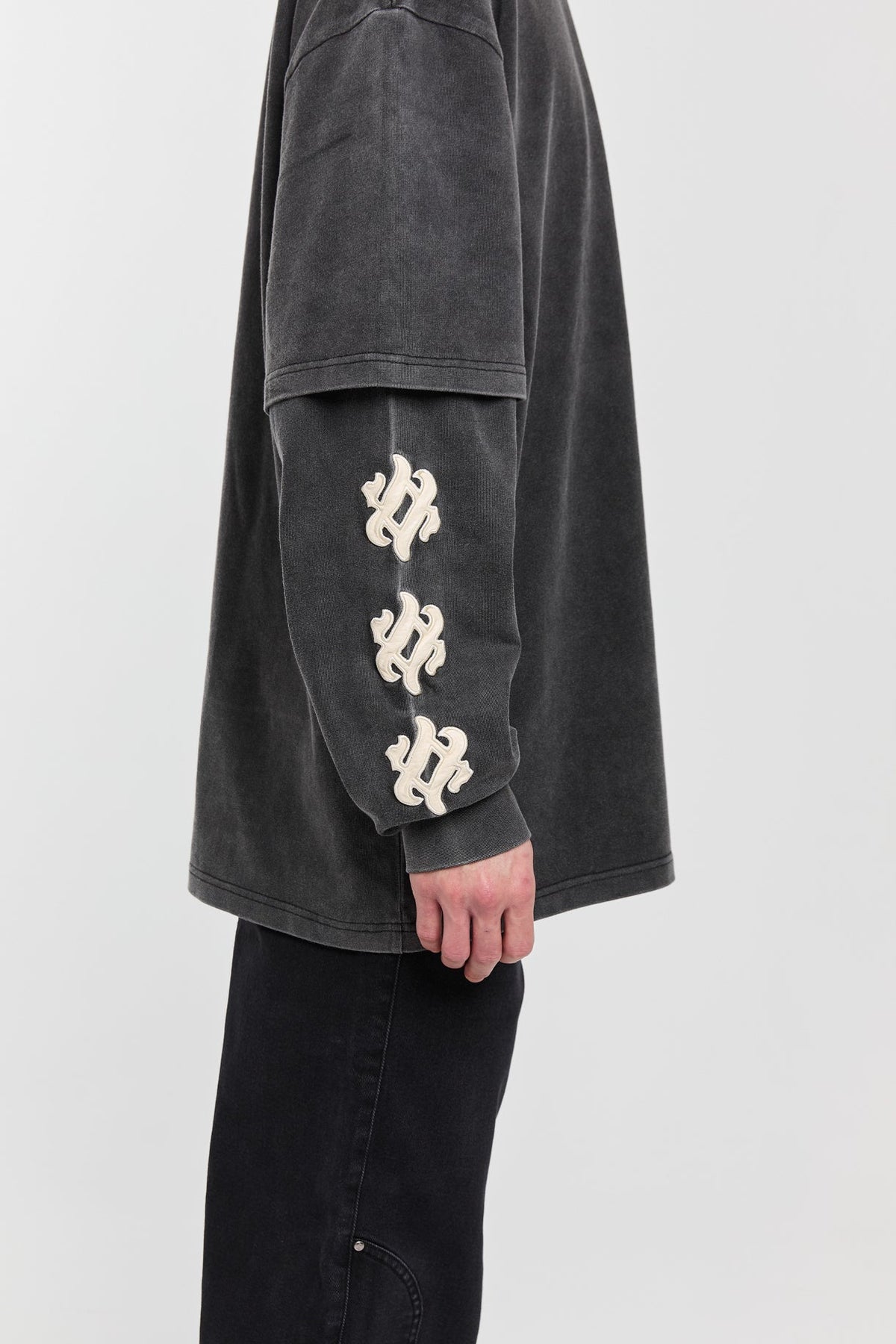 LEATHER - WASHED LONG SLEEVE TEE Idolstudios