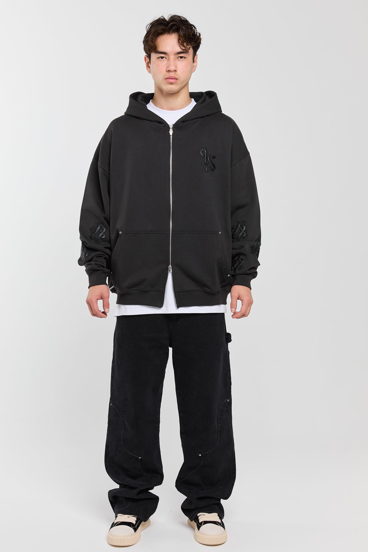 OBSIDIAN - DARK GREY ZIP HOODIE Idolstudios