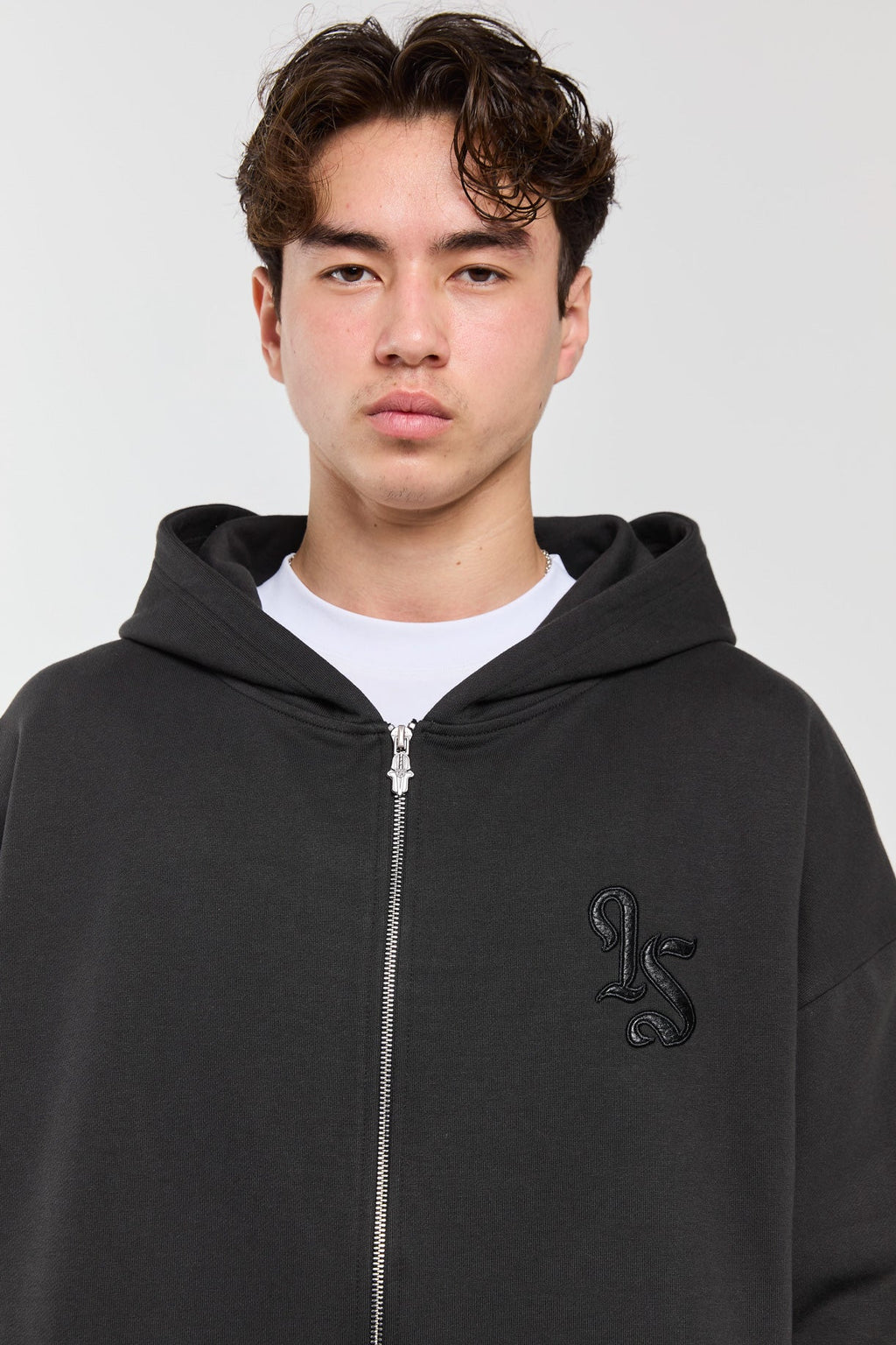 OBSIDIAN - DARK GREY ZIP HOODIE Idolstudios