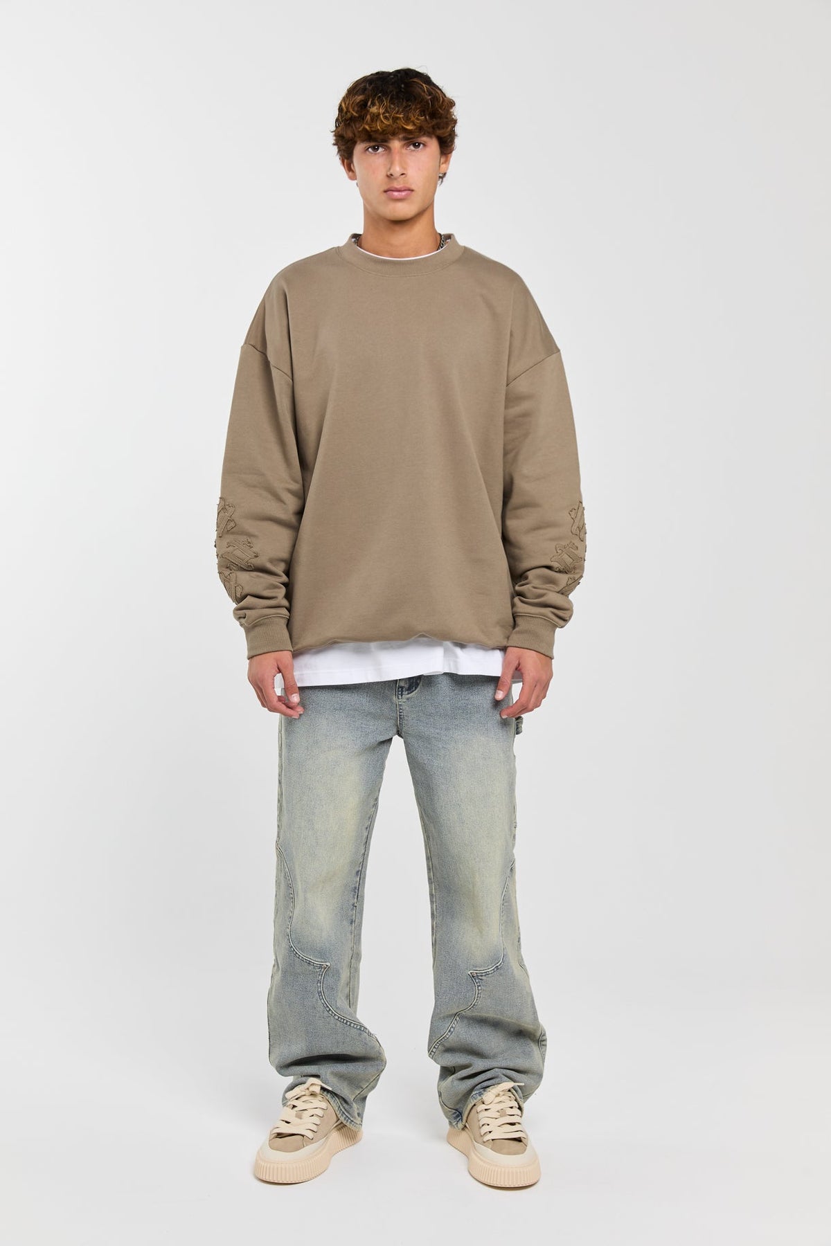 UMBER - BROWN CREW NECK Idolstudios