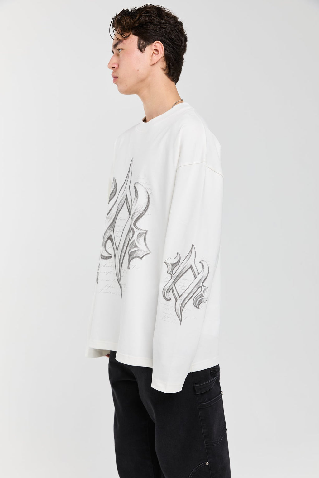 MARK - LONG SLEEVE TEE Idolstudios