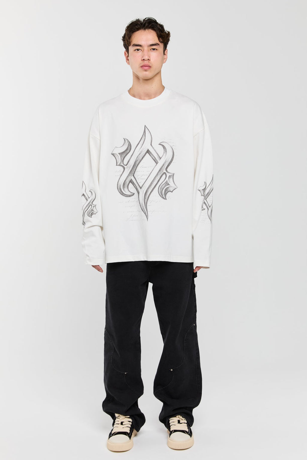 MARK - LONG SLEEVE TEE Idolstudios