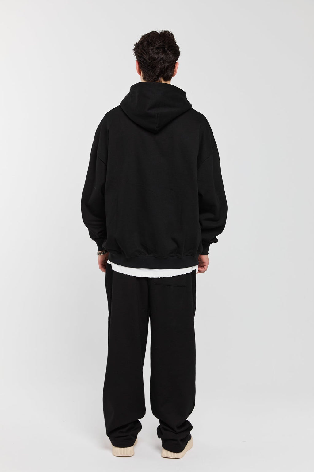 BLANKS - BLACK SWEATPANTS IDOL STUDIOS