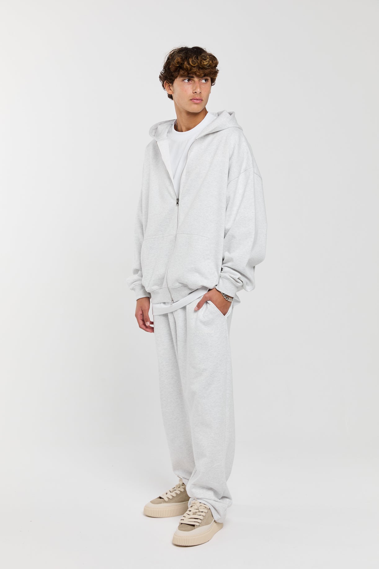 BLANKS - GREY SWEATPANTS IDOL STUDIOS