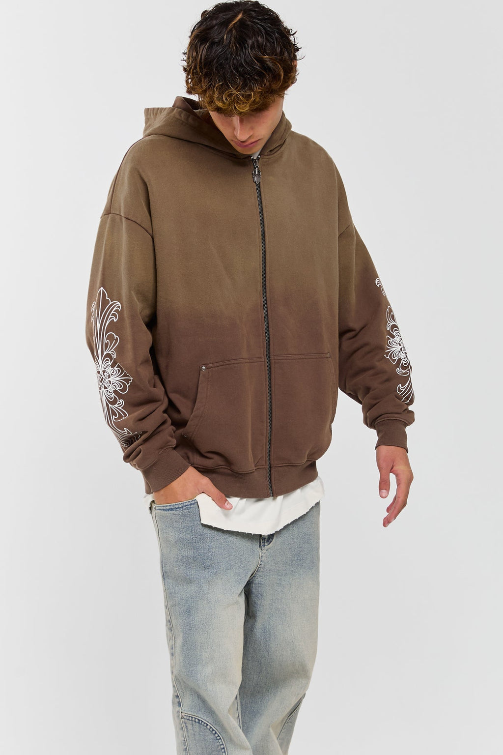 EARTH - BROWN ZIP HOODIE Idolstudios