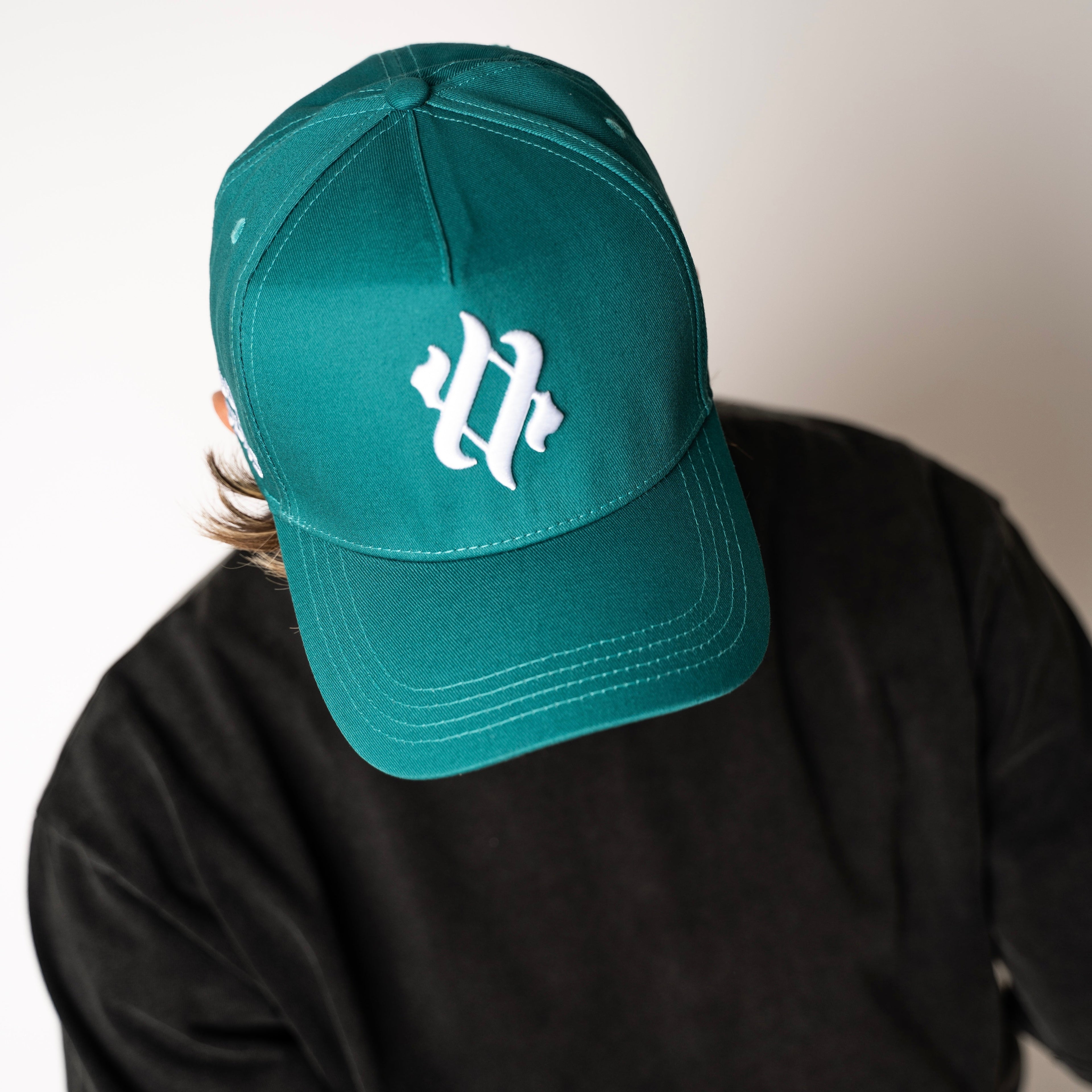 SS23 HAT - light green IDOL STUDIOS